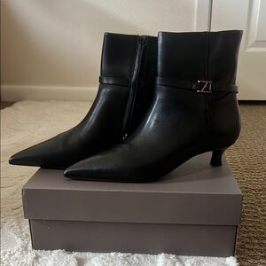 Elegant Black Ankle Boots